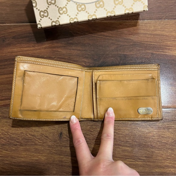 Vintage Gucci Brown Micro GG Monogram Bifold Wallet with original box - Picture 3 of 9